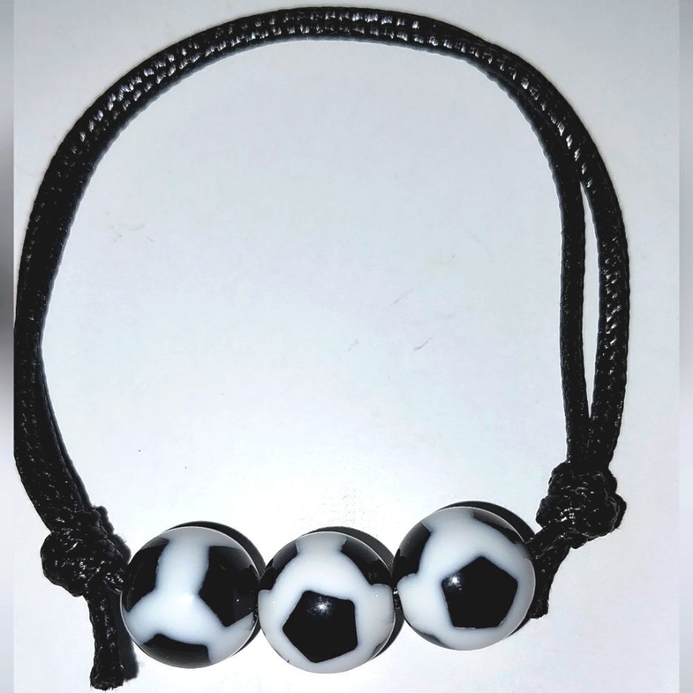Unisex kids soccer ball adjustable charm bracelet - Picture 3 of 4